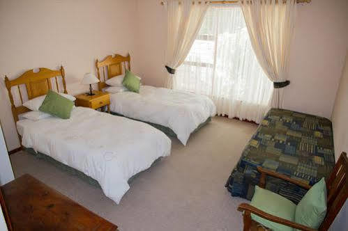 Four Pines Lodge Hermanus Exterior foto